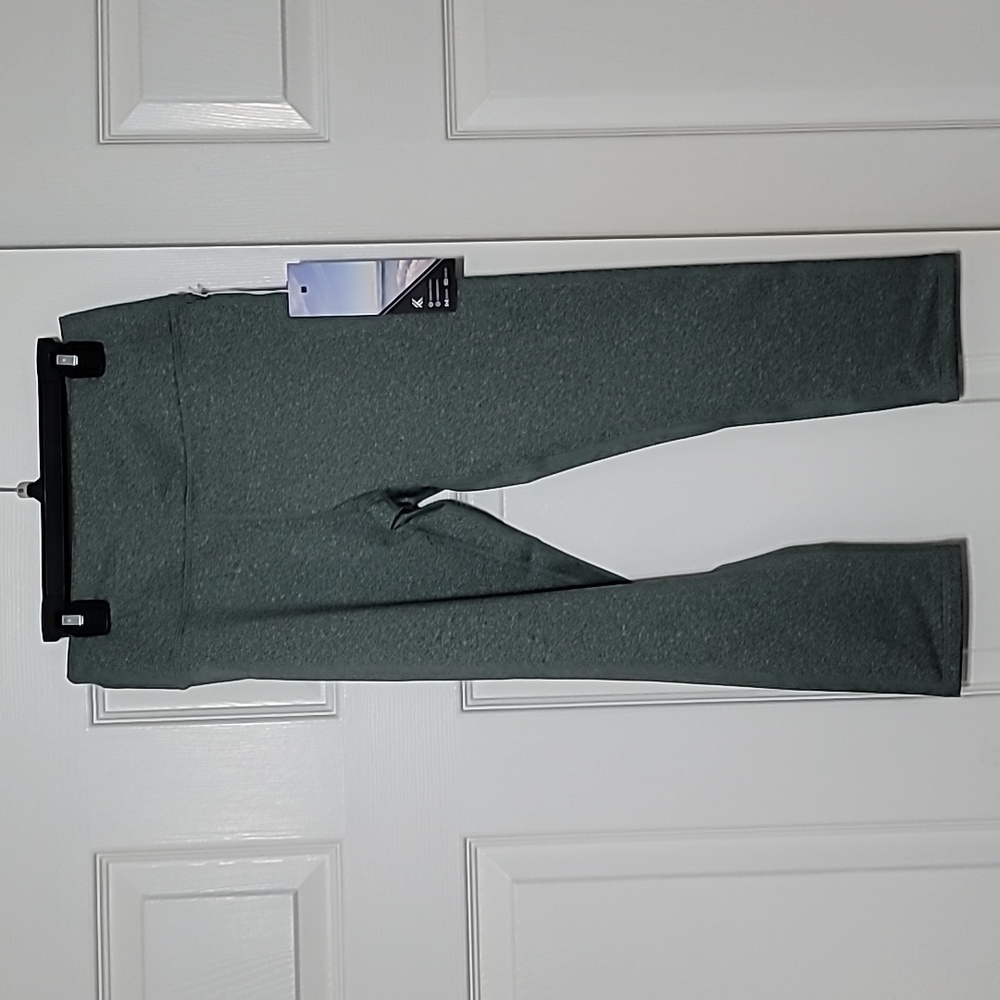 NWT Kyodan Activewear womens leggings size S gray